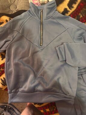 Young /girls  Blue Quarter-Zip Pullover Sweater& sweat pants two piece out fit
